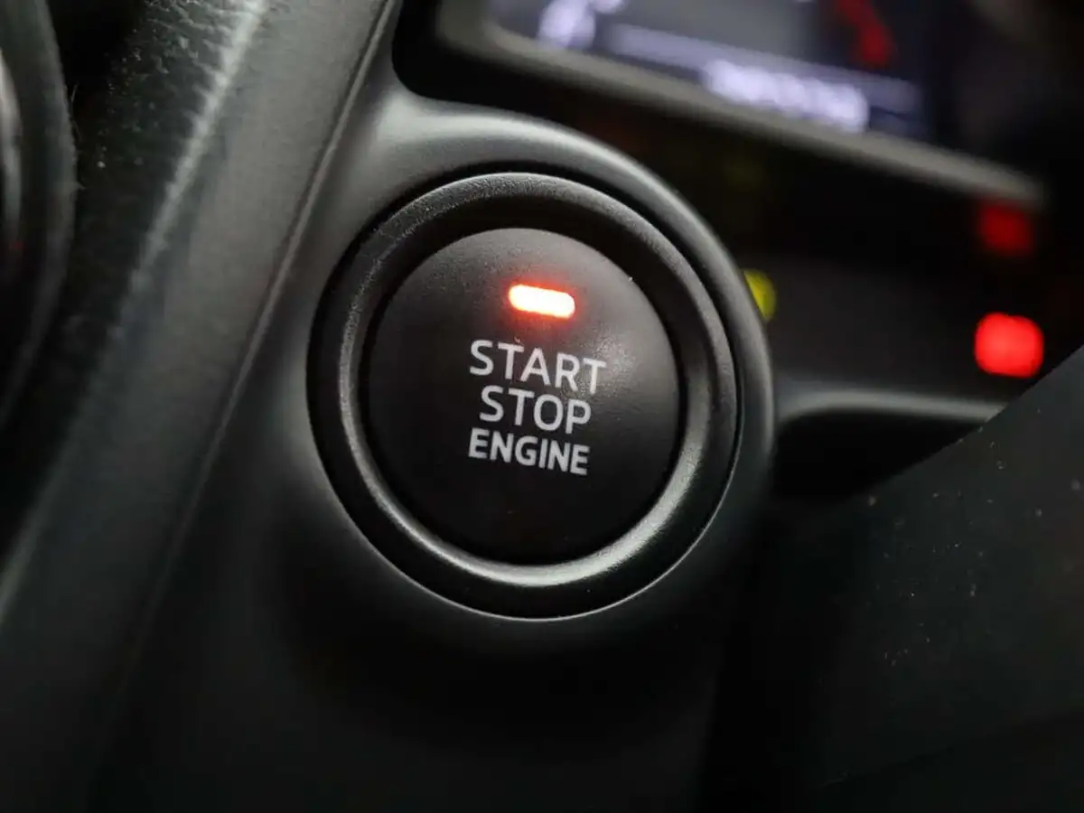 2018-mazda-mazda2-15-se-l-big-20