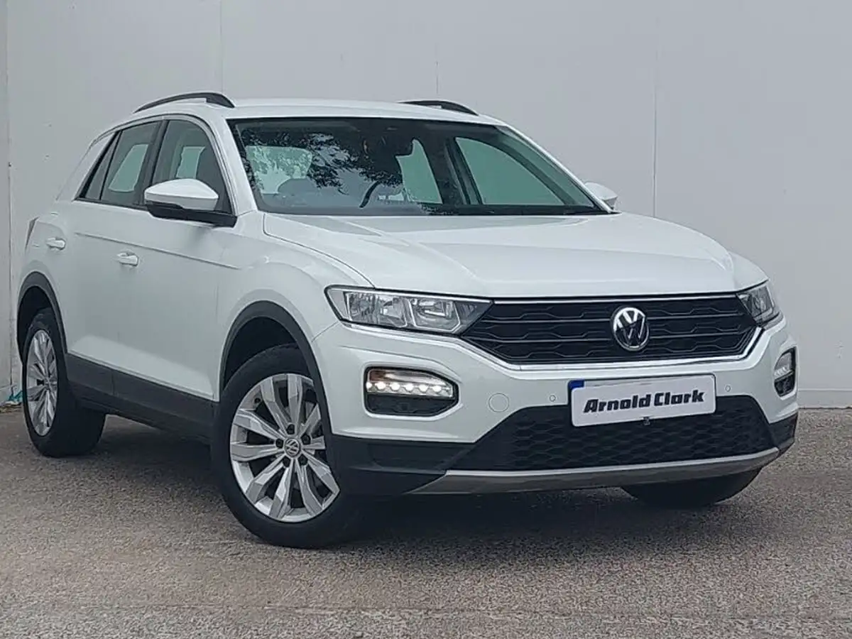 2020-volkswagen-t-roc-10-tsi-se-115ps-big-0