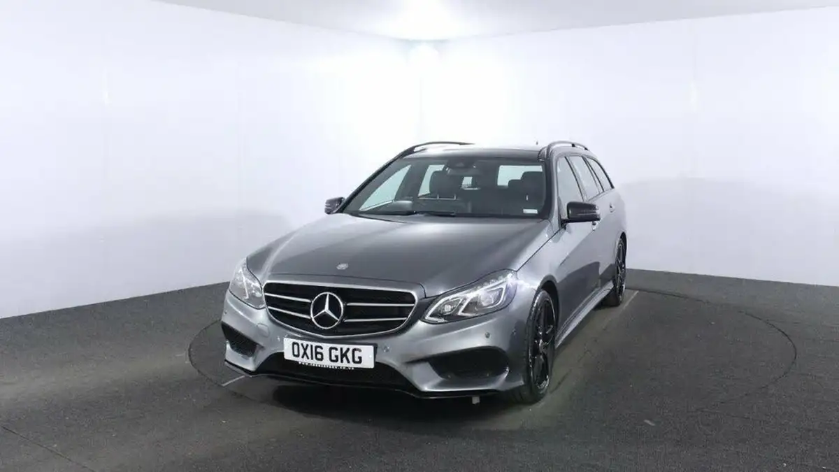 2016-mercedes-benz-e-class-21cdi-e220-amg-night-edition-premium-plus-estate-5d-big-2
