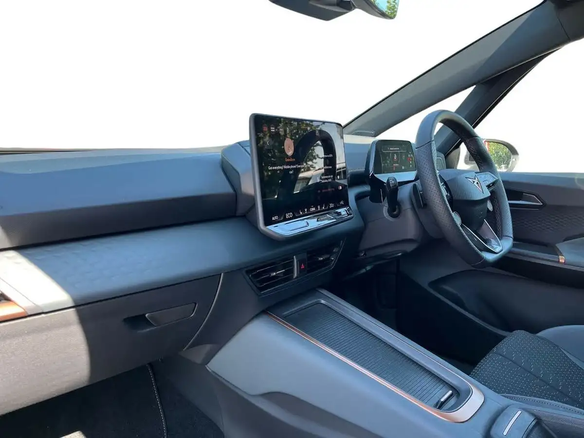2025-cupra-born-e-vz-first-edition-big-6