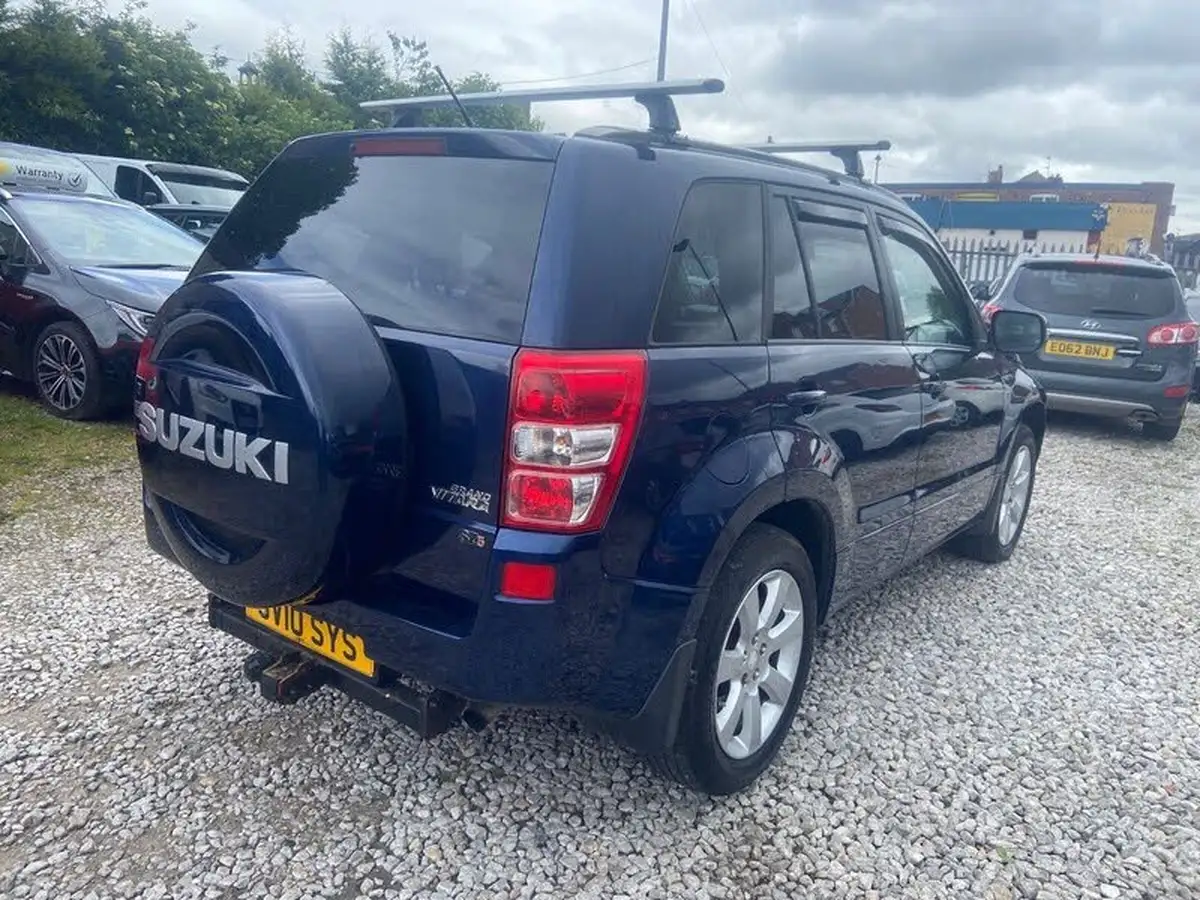 2010-suzuki-grand-vitara-19td-sz5-big-9