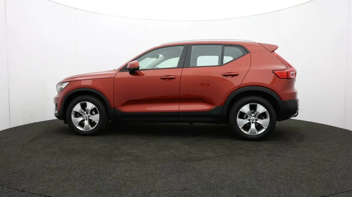 2020-volvo-xc40-20td-d3-momentum-geartronic-big-69