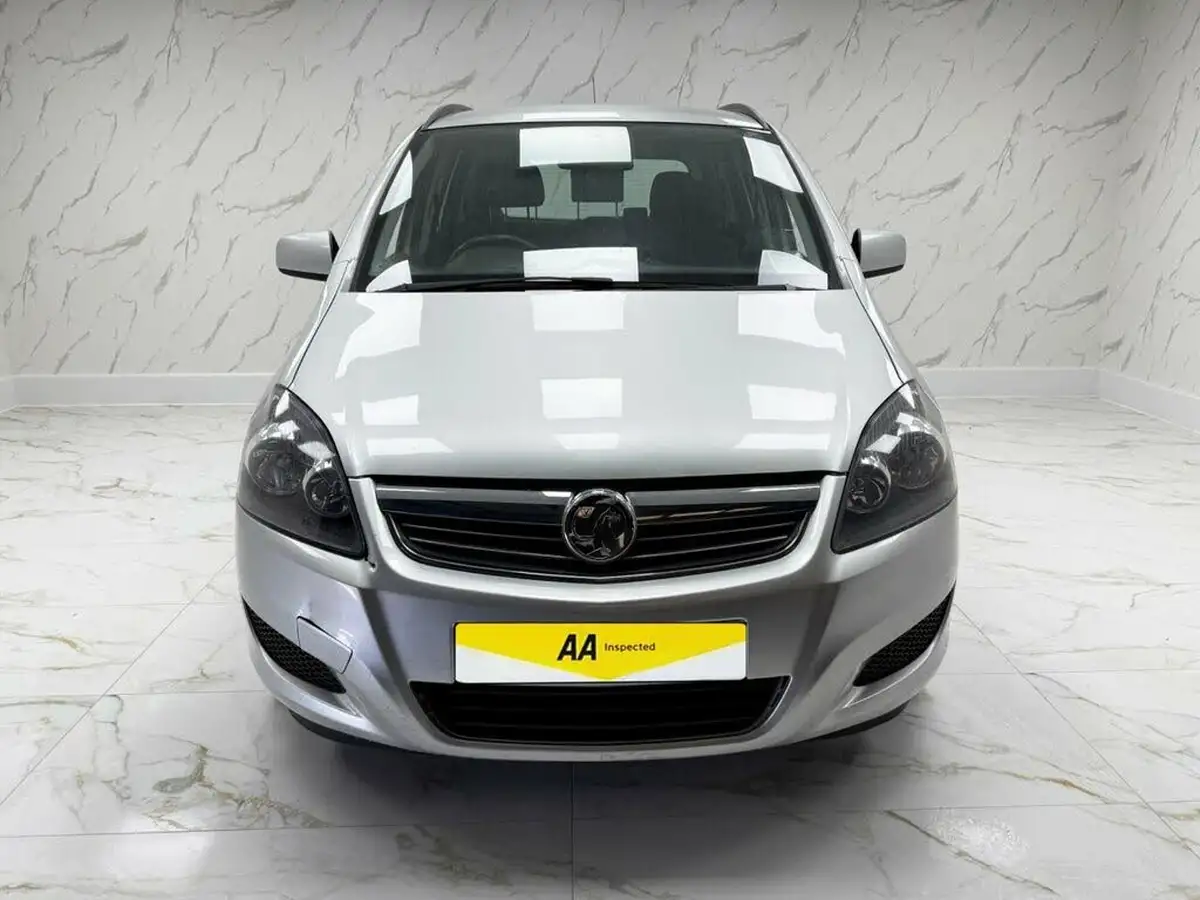 2013-vauxhall-zafira-16-exclusiv-big-2