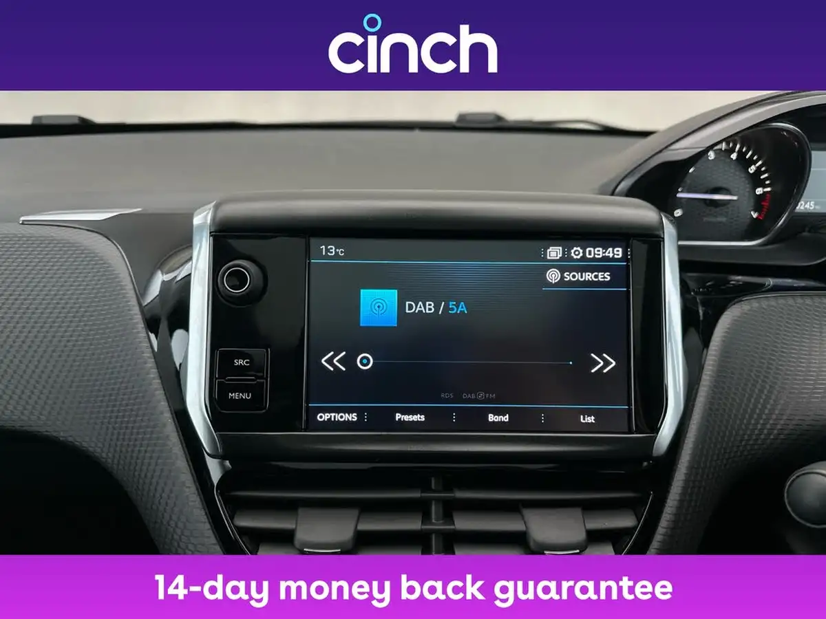 2019-peugeot-2008-suv-12-puretech-gt-line-130bhp-big-32