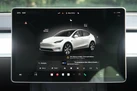 2022-tesla-model-y-e-long-range-small-16