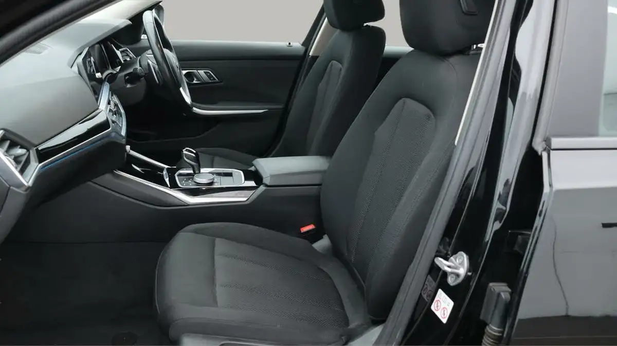 2022-bmw-3-series-20-330e-se-pro-touring-5d-big-14