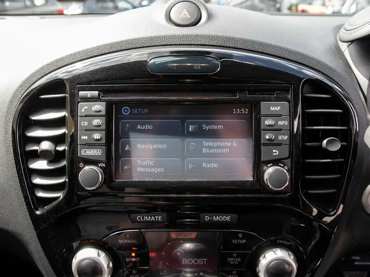 2018-nissan-juke-12-dig-t-bose-personal-edition-big-28