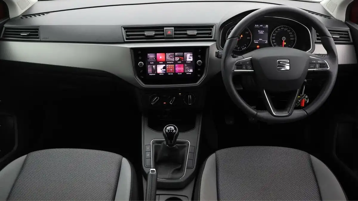 2019-seat-ibiza-10-mpi-se-technology-big-12