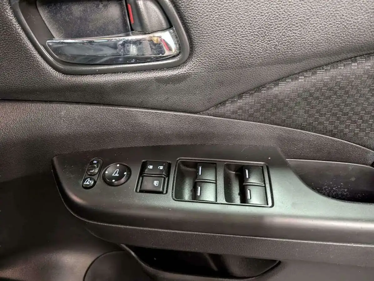 2015-honda-cr-v-20-se-honda-connect-4x4-ss-big-40