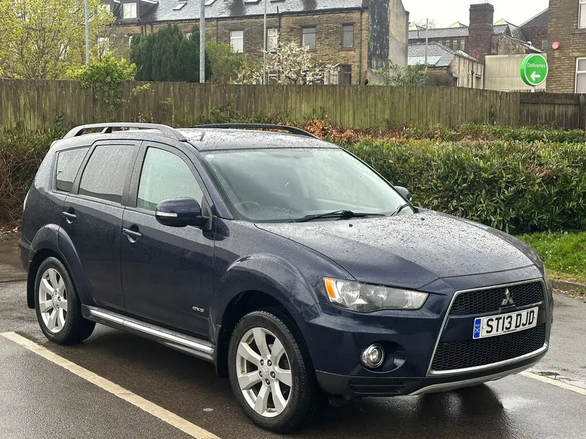 2012-mitsubishi-outlander-22td-gx3-22di-d-7st-2268cc-big-1