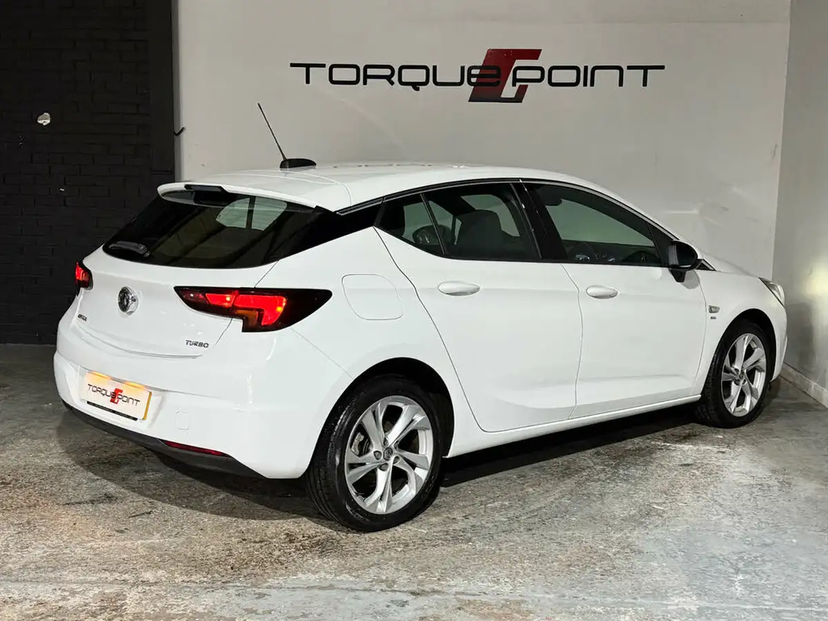 2016-vauxhall-astra-14i-16v-turbo-sri-150ps-hatchback-big-6