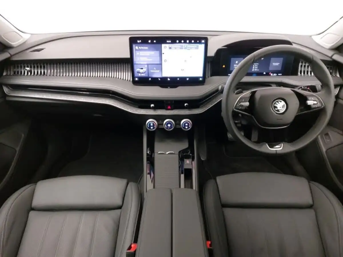 2024-skoda-superb-20tdi-se-l-150ps-scr-estate-dsg-big-2