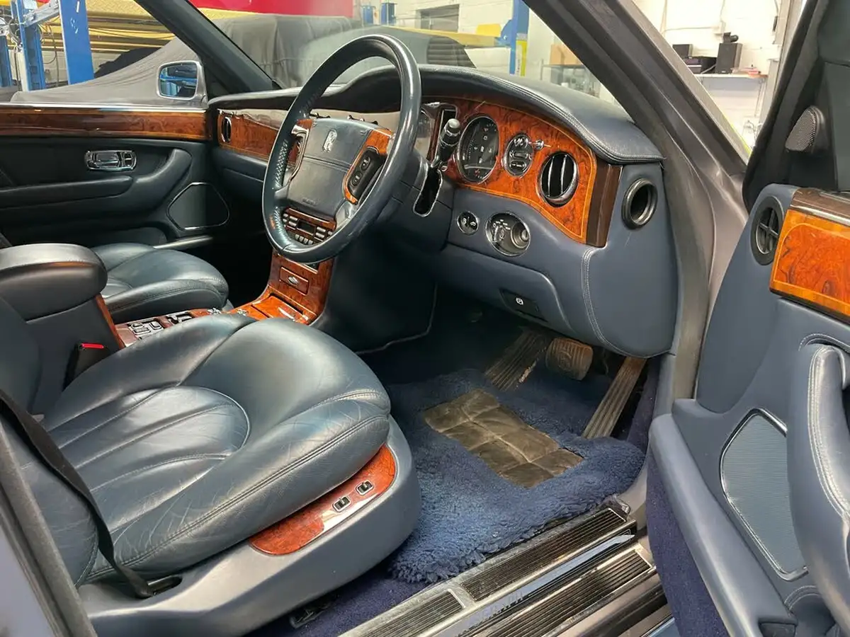1999-rolls-royce-silver-seraph-54-big-14