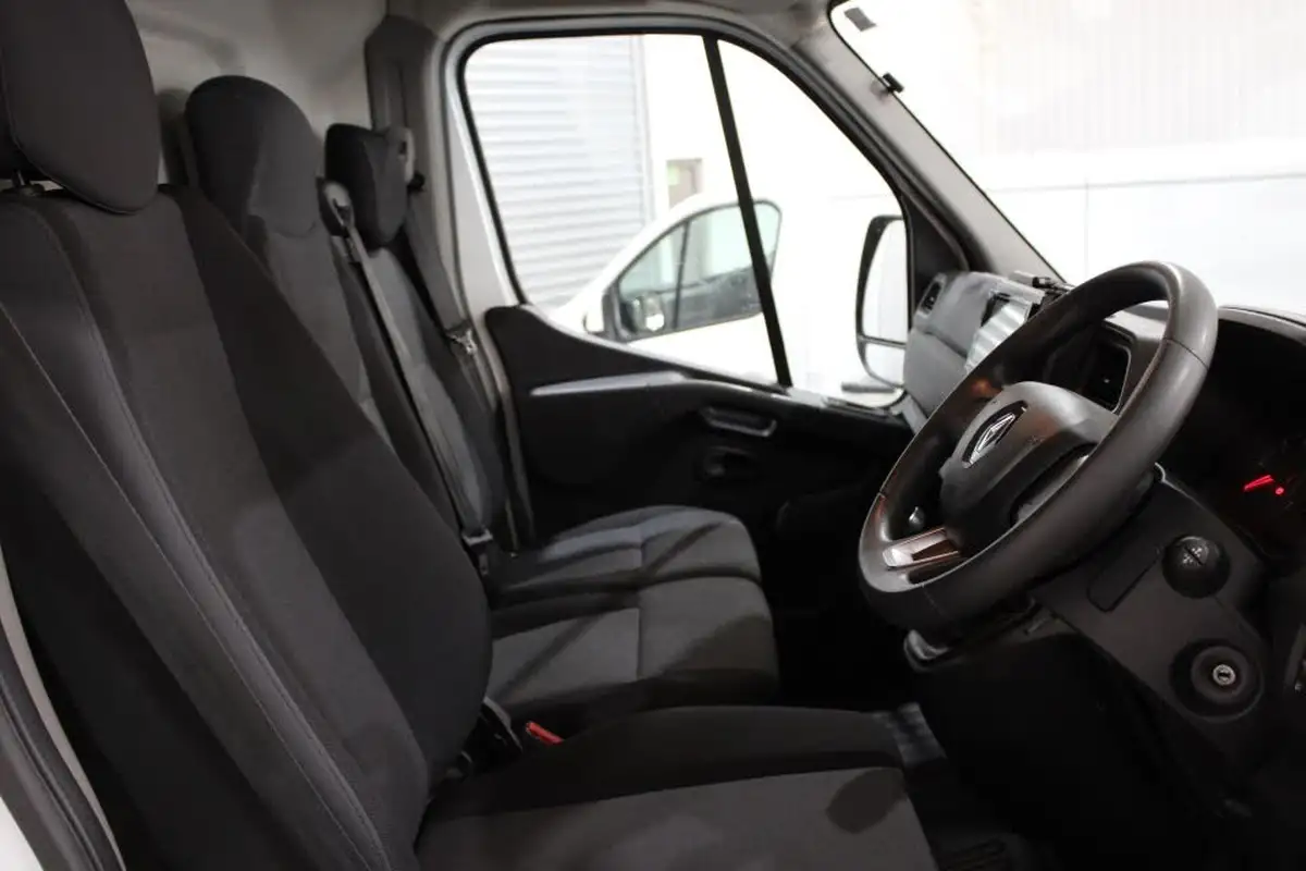 2021-renault-master-23dci-lm35-135-business-eu6d-panel-big-13