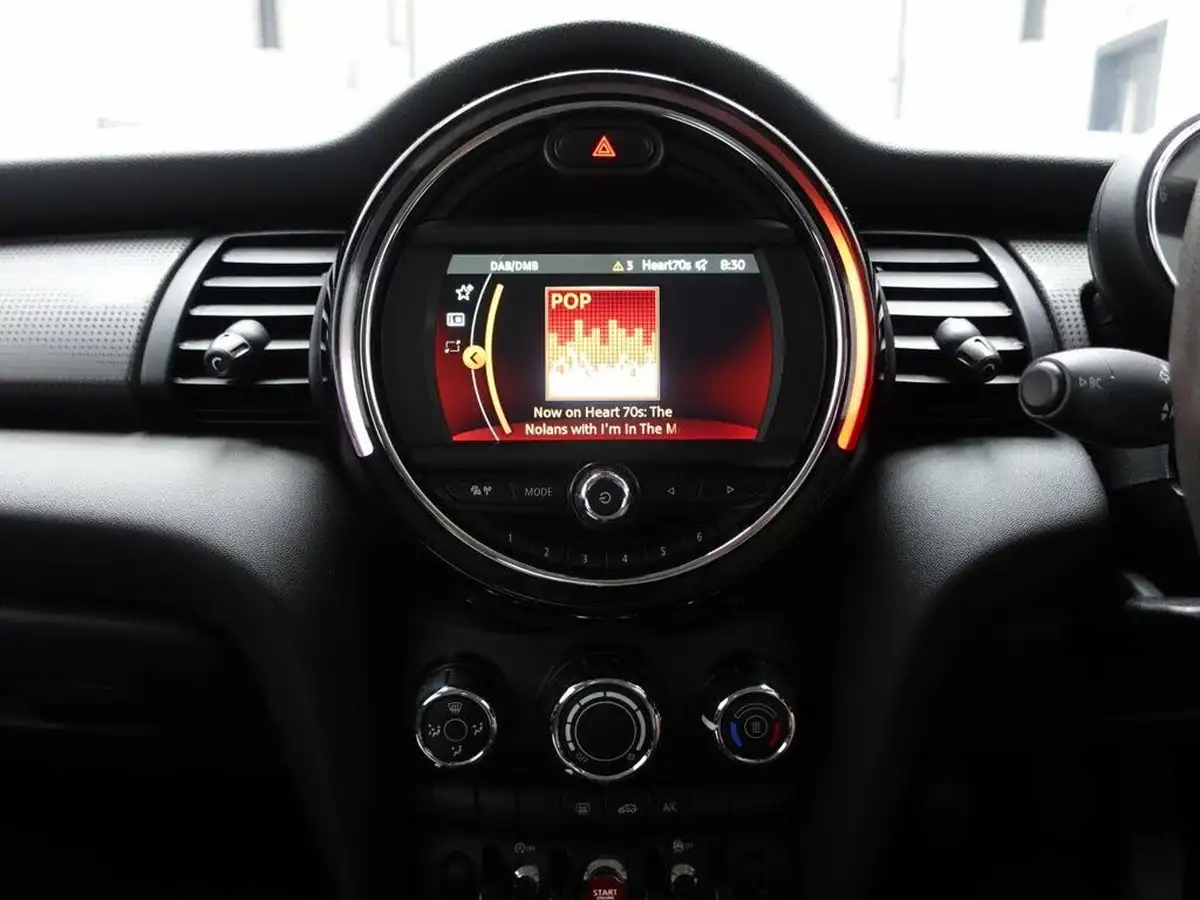 2018-mini-cooper-15-cooper-series-ii-ss-hatchback-5d-big-22
