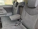 2013-toyota-prius-small-13