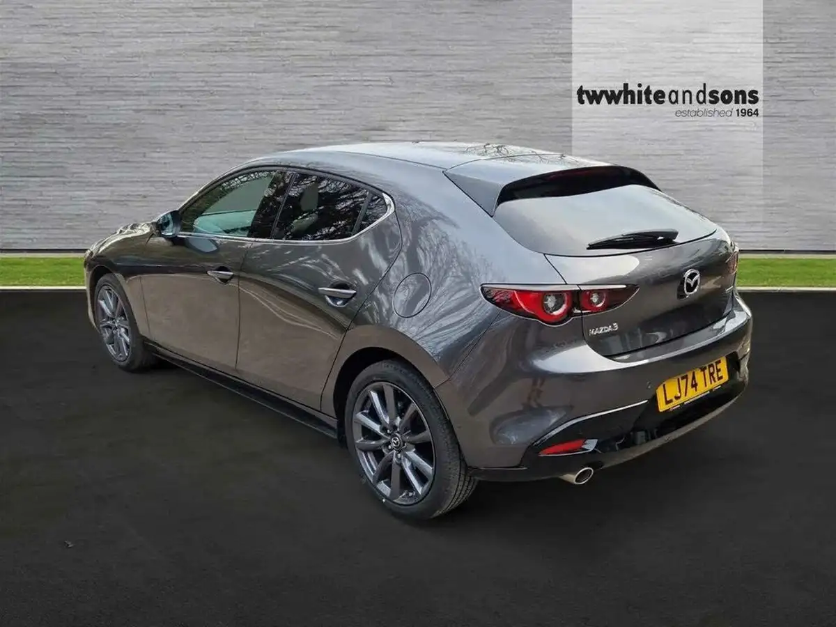 2025-mazda-mazda3-25-e-skyactiv-g-exclusive-line-big-5