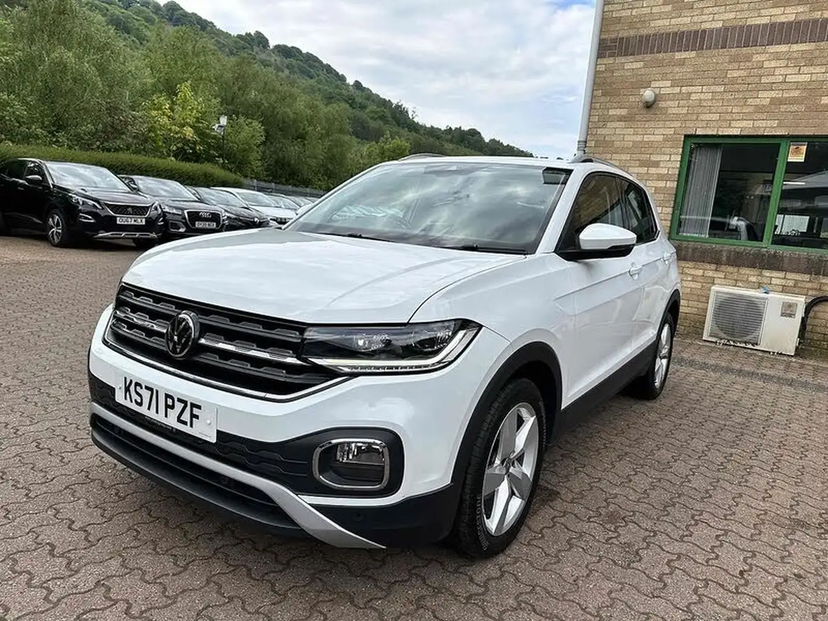 2022-volkswagen-t-cross-10-tsi-sel-big-12