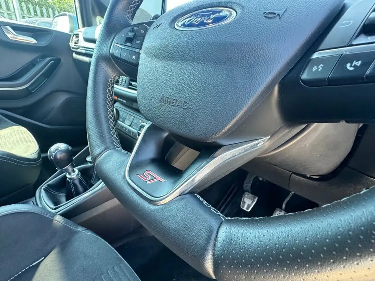 2019-ford-fiesta-15t-st-3-3d-big-17