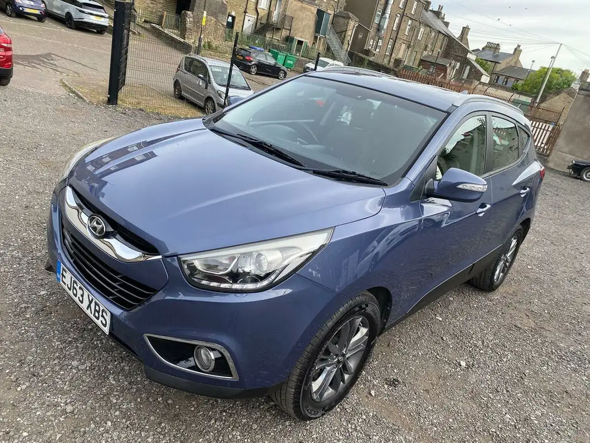 2013-hyundai-ix35-17td-se-nav-big-1