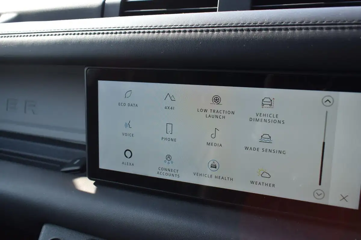 2021-land-rover-110-defender-30-d300-x-dynamic-se-big-28