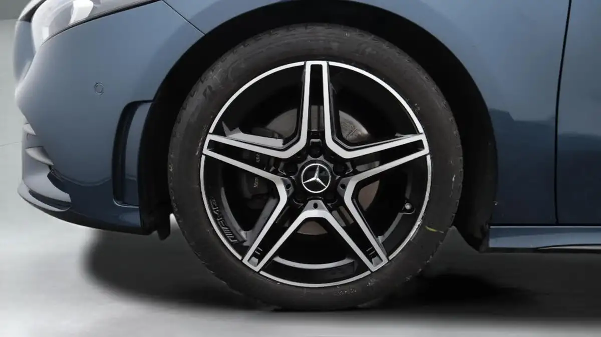 2022-mercedes-benz-a-class-13-a180-amg-line-executive-edition-saloon-4d-7g-dct-big-18