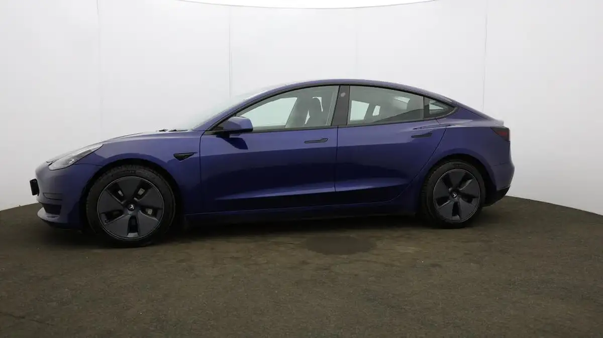 2021-tesla-model-3-e-standard-plus-big-13