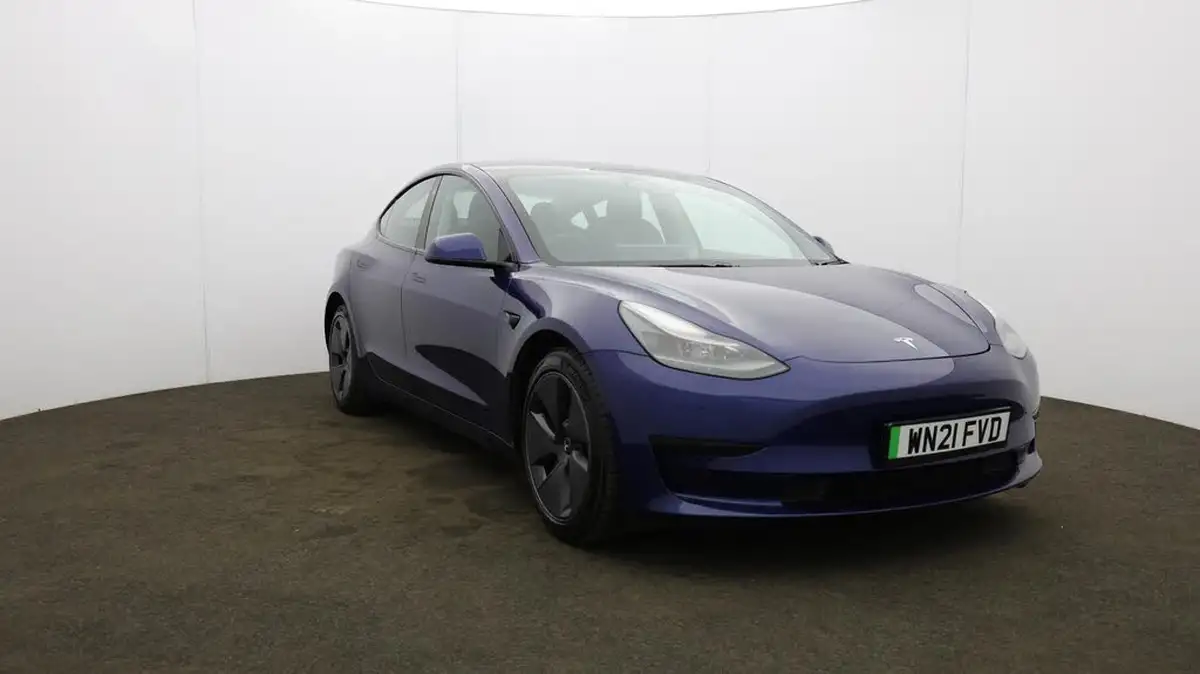 2021-tesla-model-3-e-standard-plus-big-37