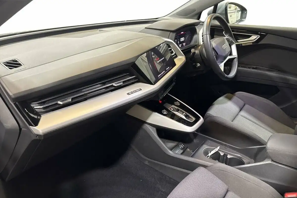 2022-audi-q4-e-tron-35e-sport-station-wagon-big-10