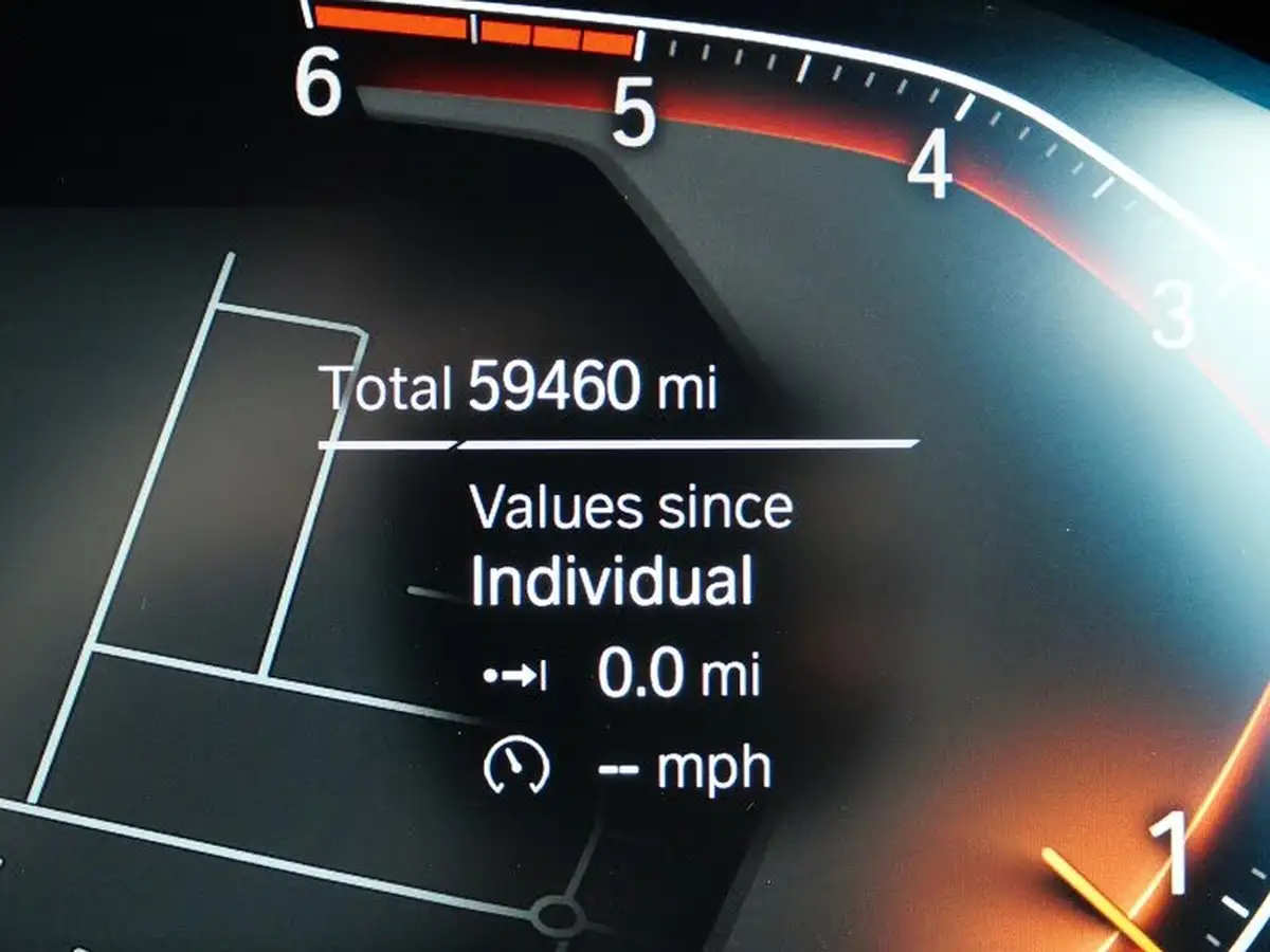 2021-bmw-3-series-20td-320d-m-sport-mht-saloon-4d-big-35