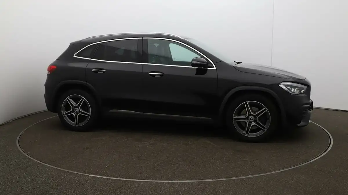 2021-mercedes-benz-gla-class-13-gla-180-amg-line-premium-1332cc-big-39