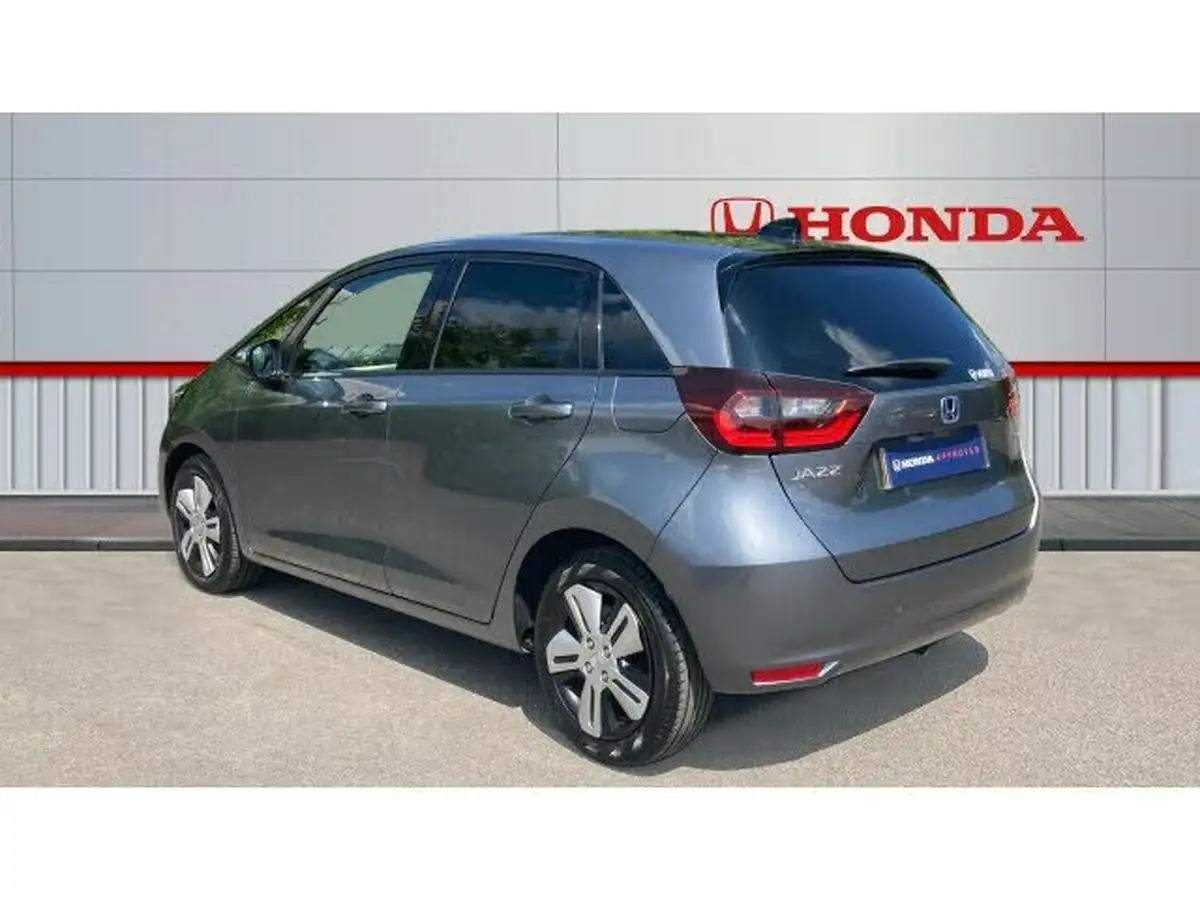 2022-honda-jazz-15-i-mmd-ex-107ps-big-2