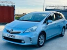 2012-toyota-prius-small-0