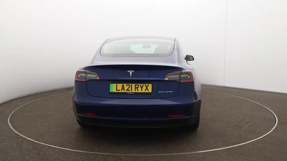 2021-tesla-model-3-e-long-range-4x4-big-56