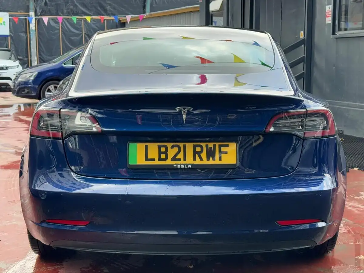 2021-tesla-model-3-e-standard-plus-big-9