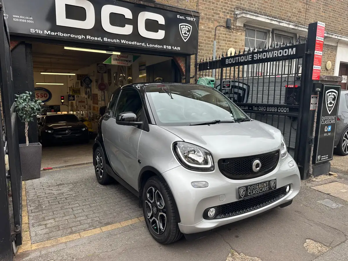 2016-smart-fortwo-09-prime-premium-plusss-coupe-twinamic-big-3