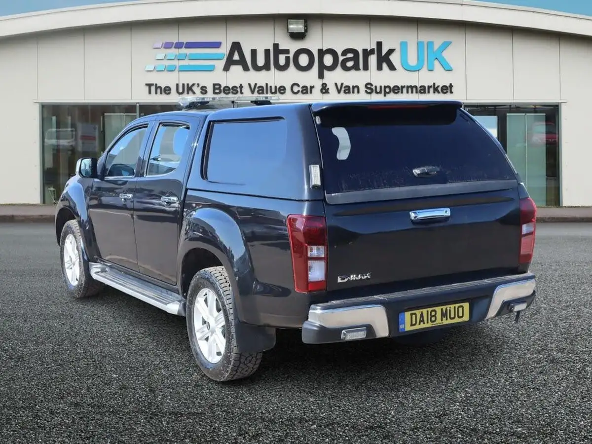 2018-isuzu-d-max-19td-yukon-nav-double-pickup-big-3
