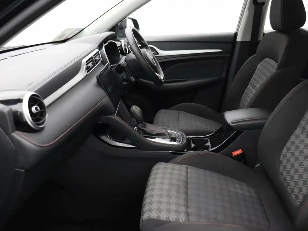 2022-mg-zs-suv-10t-gdi-excite-big-18