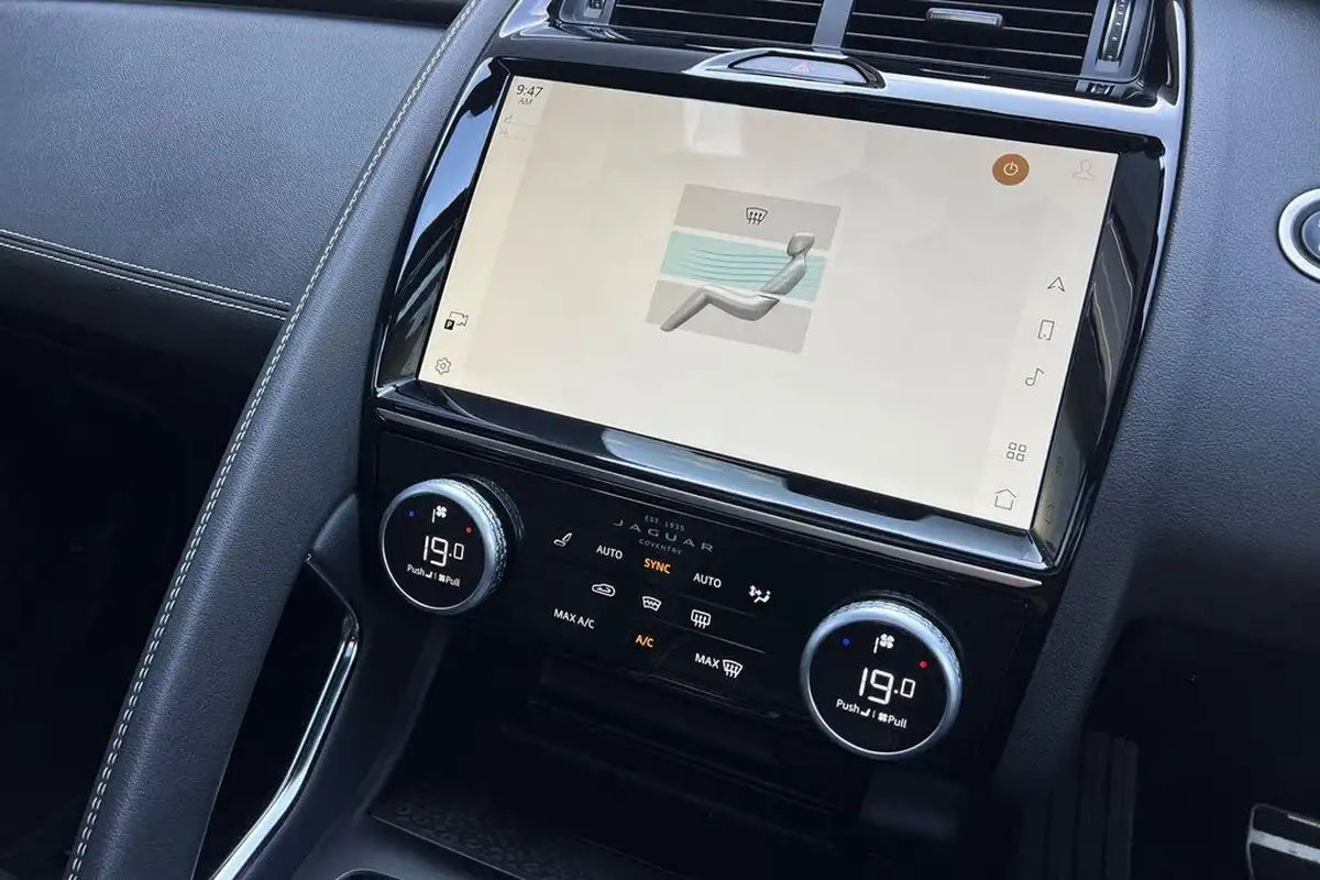 2024-jaguar-e-pace-20-d200-r-dynamic-se-black-big-47