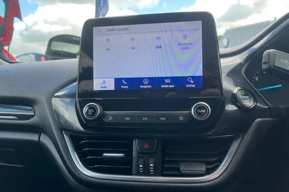 2020-ford-fiesta-10t-st-line-edition-155ps-hybrid-mhev-5d-big-23