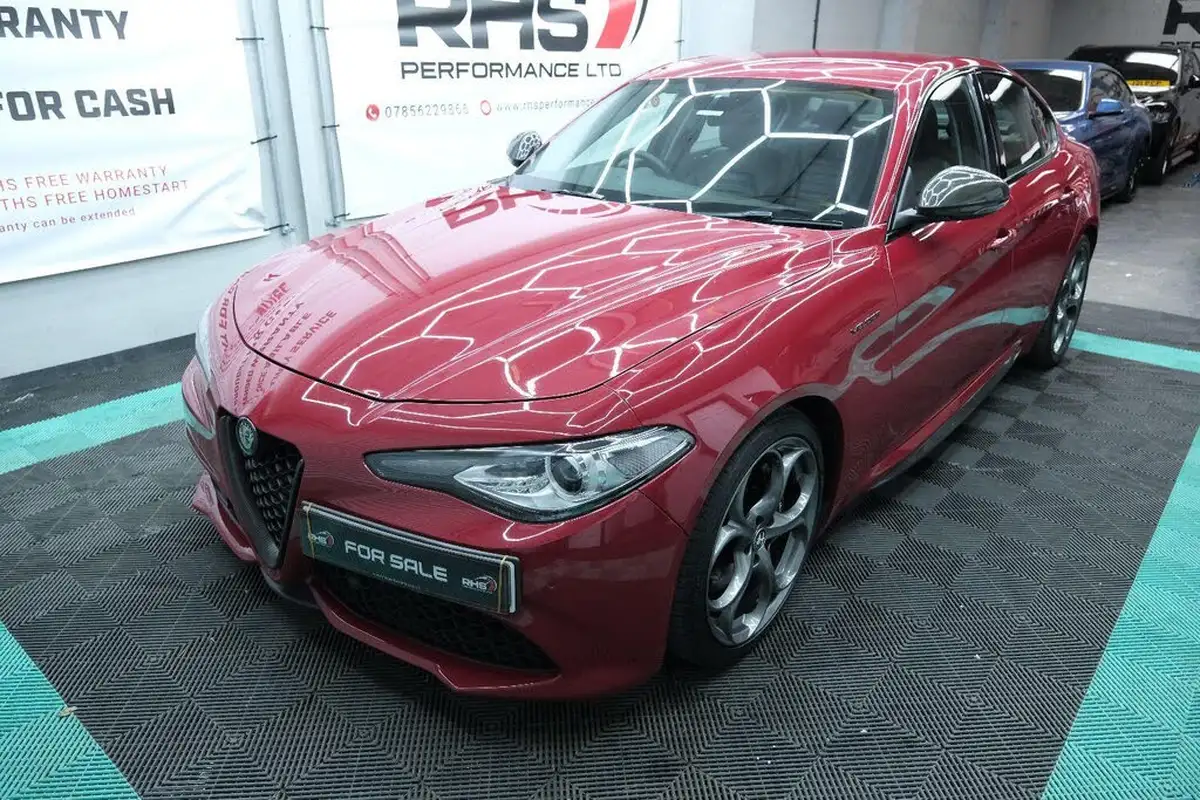 2017-alfa-romeo-giulia-20-veloce-big-4