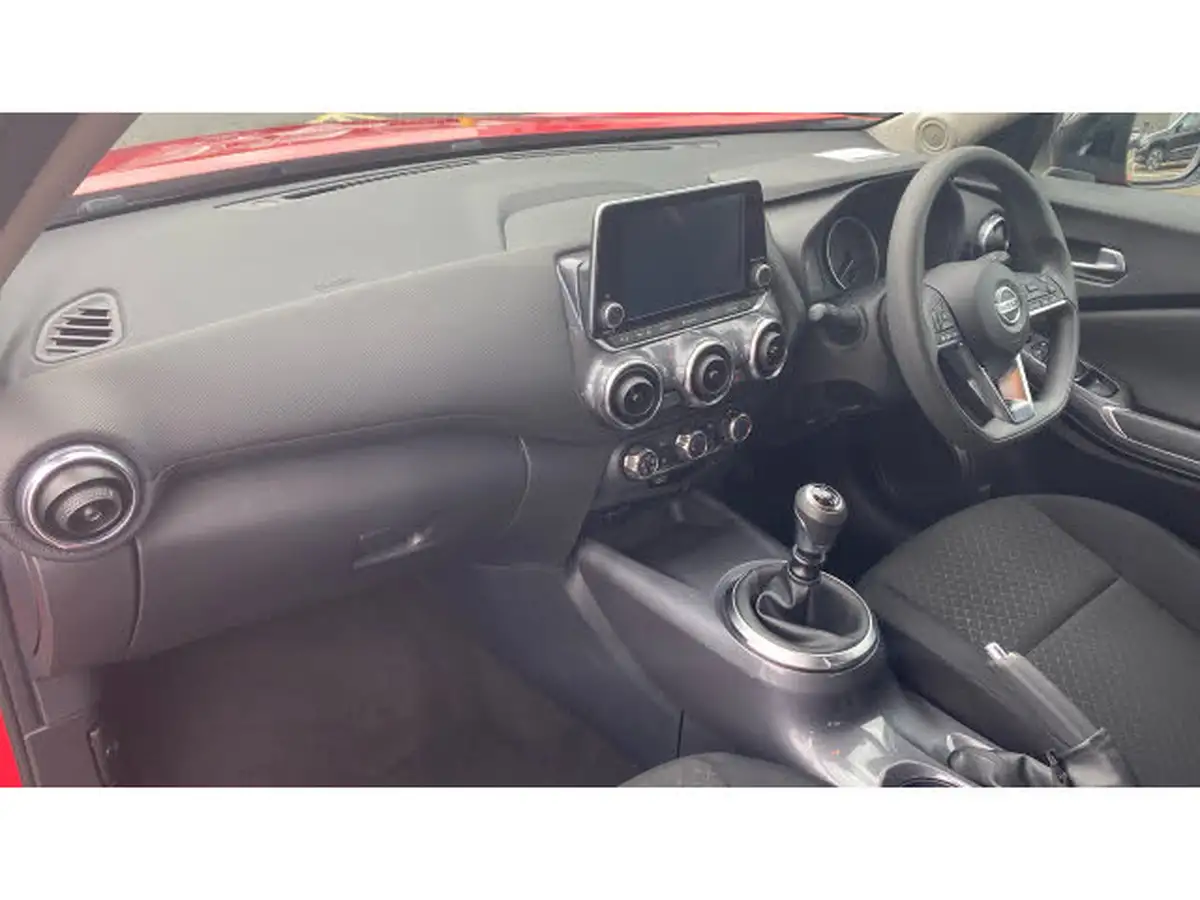 2021-nissan-juke-10-dig-t-acenta-big-8