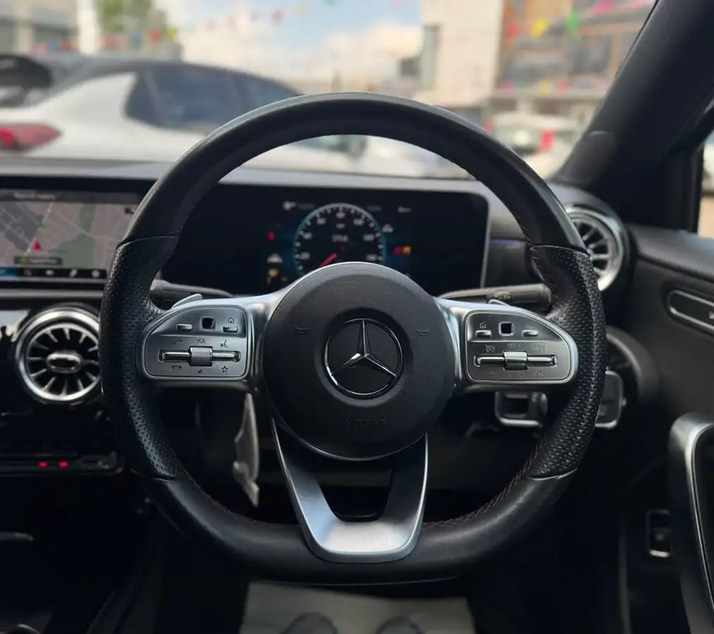 2020-mercedes-benz-a-class-13-a200-amg-line-executive-saloon-4d-7g-dct-big-37