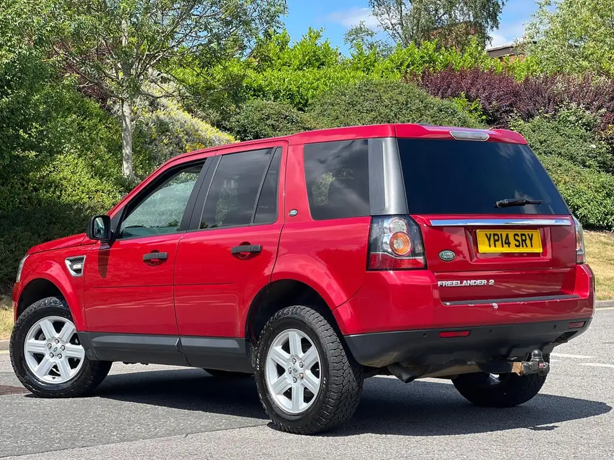 2014-land-rover-freelander-2-22td4-gs-big-13