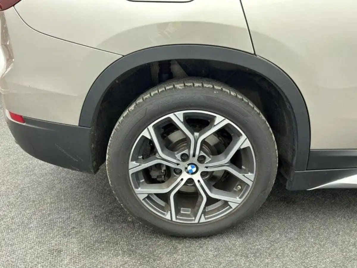 2022-bmw-x1-20-xdrive20i-xline-big-5