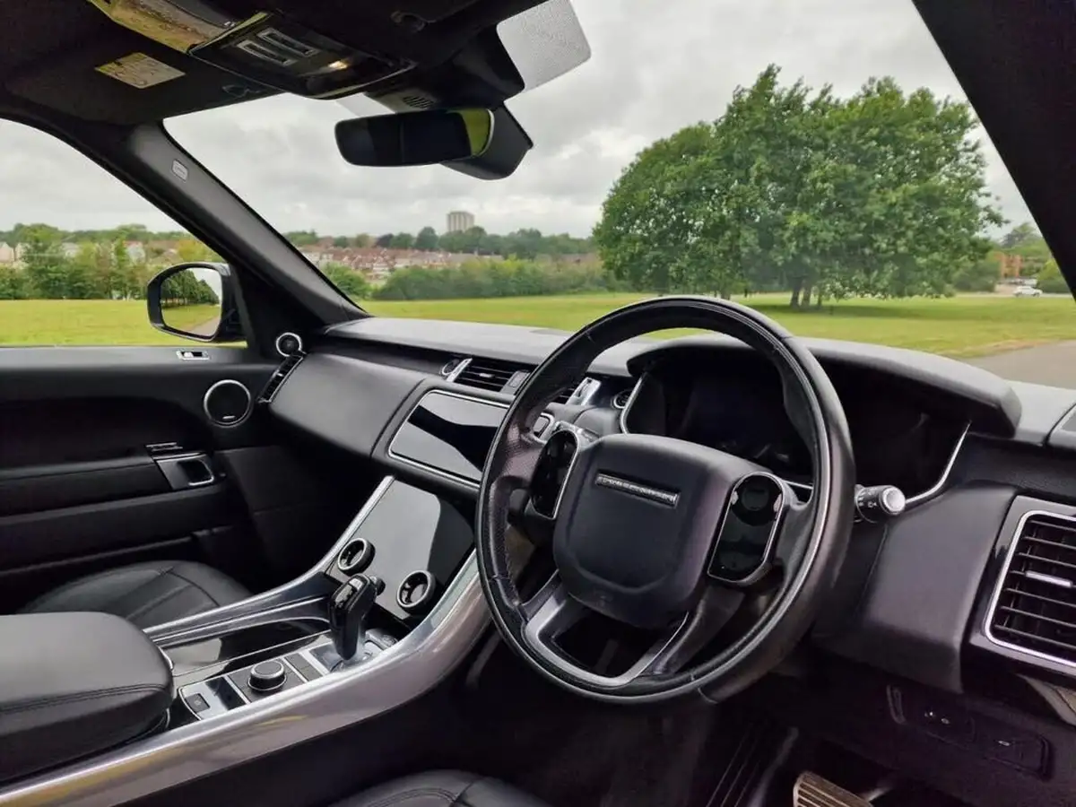 2021-land-rover-range-rover-sport-30-d300-hse-dynamic-black-big-18