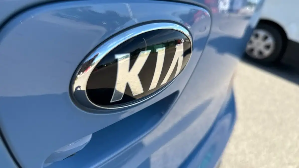 2017-kia-picanto-125-3-big-23