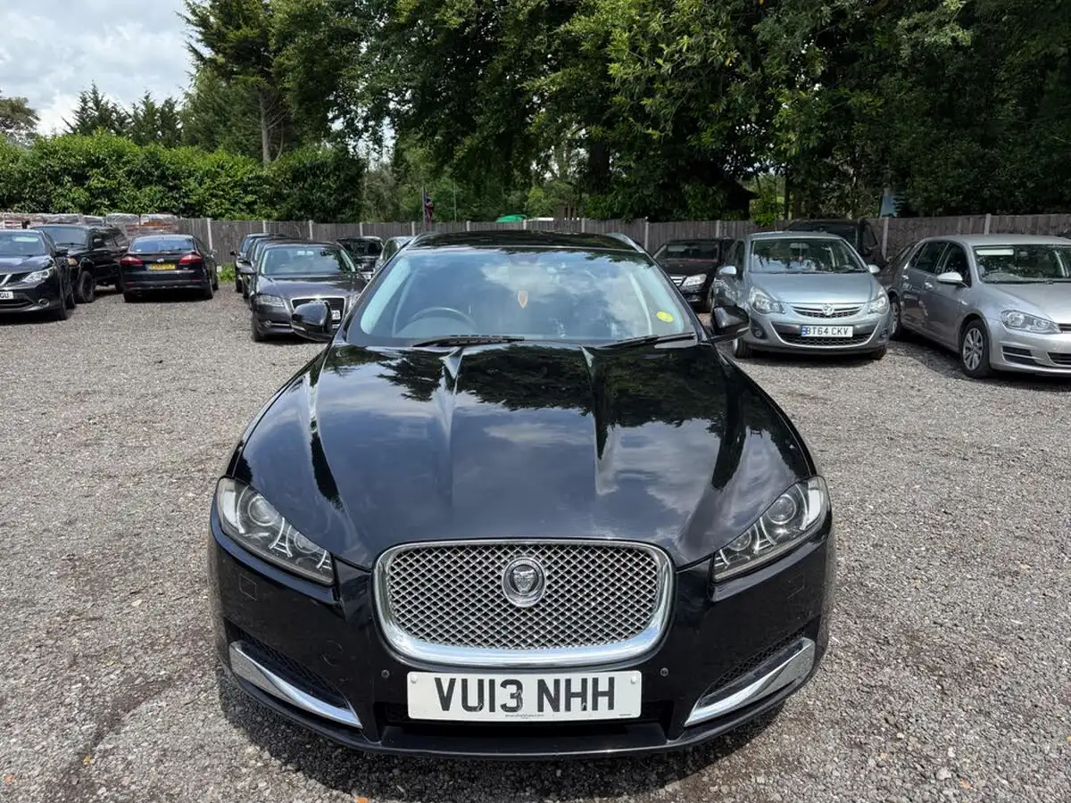 2013-jaguar-xf-22td-premium-luxury-200ps-ss-sportbrake-5d-auto-big-2