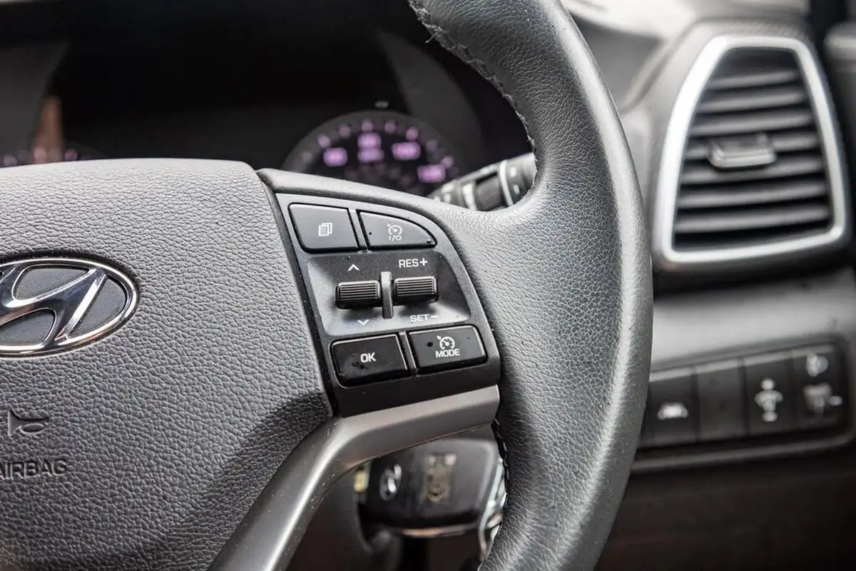 2021-hyundai-tucson-16crdi-se-nav-115ps-big-36