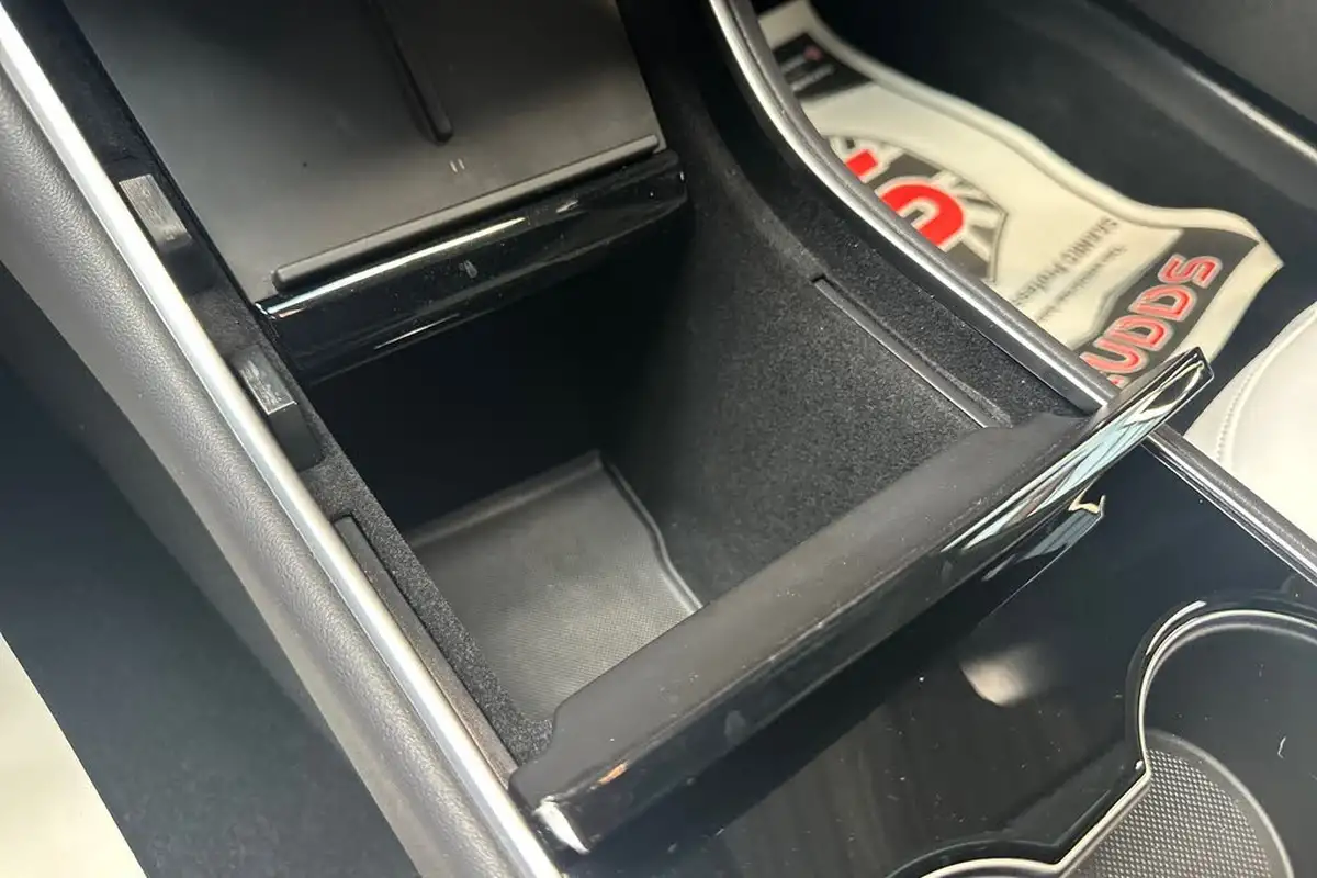 2019-tesla-model-3-e-4x4-performance-pack-big-9